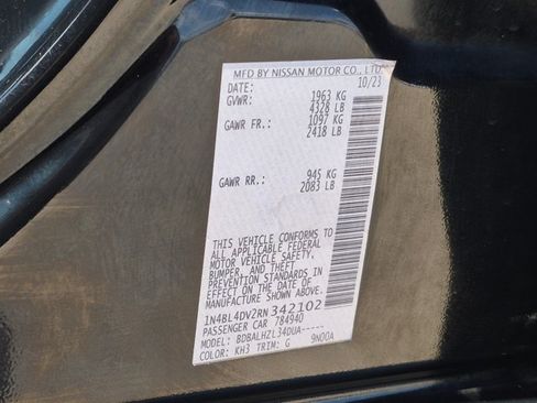 Used 2024 Nissan Altima 2.5 SV FWD image 25