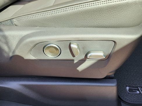 New 2026 GMC Sierra 1500 Denali w/ Denali Reserve Package image 40