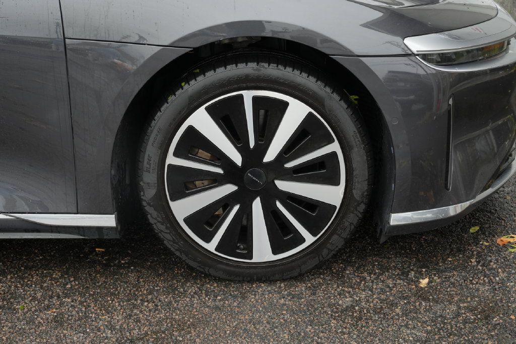 Used 2023 Lucid Air Pure AWD/4WD image 11