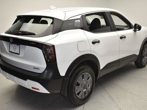 Certified 2025 Nissan Kicks S AWD/4WD image 5