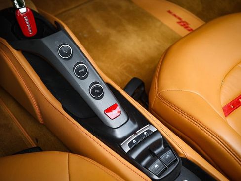 Certified 2019 Ferrari 488 Spider RWD image 38