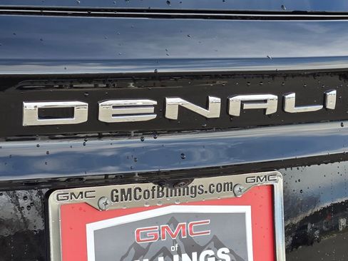 New 2026 GMC Acadia Denali w/ Super Cruise Package image 3