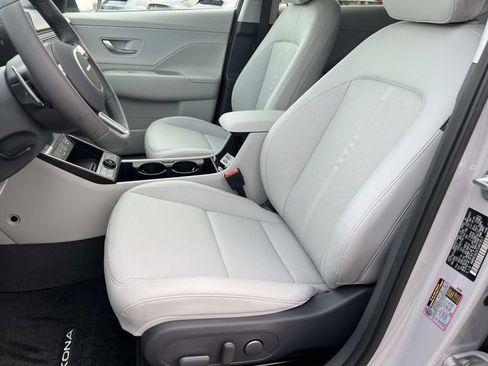 New 2026 Hyundai Kona Limited FWD image 21