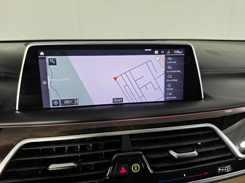 Used 2021 BMW 740i w/ M Sport Package RWD image 15