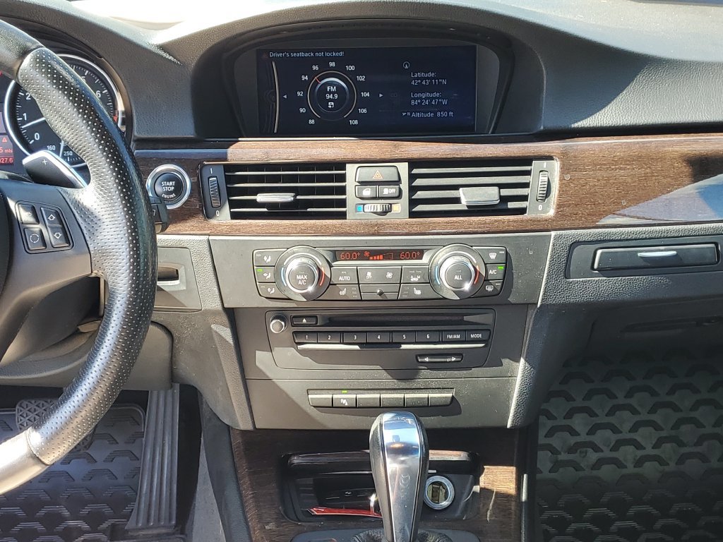 Used 2013 BMW 328i Convertible RWD image 26