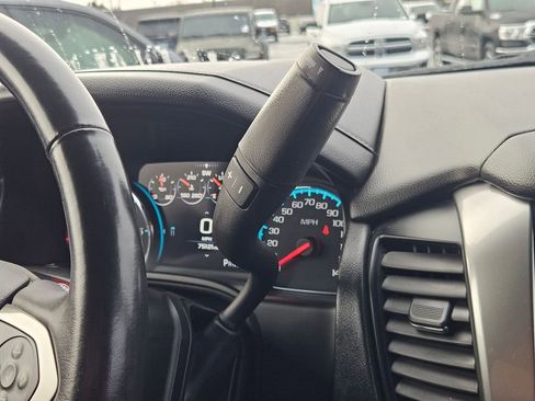 Used 2020 Chevrolet Tahoe Premier w/ Premier Plus Edition image 18