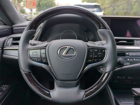Used 2020 Lexus ES 350 w/ Premium Package FWD image 20