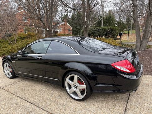 Used 2010 Mercedes-Benz CL 550 4MATIC image 5