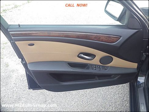 Used 2009 BMW 528i xDrive Sedan image 24