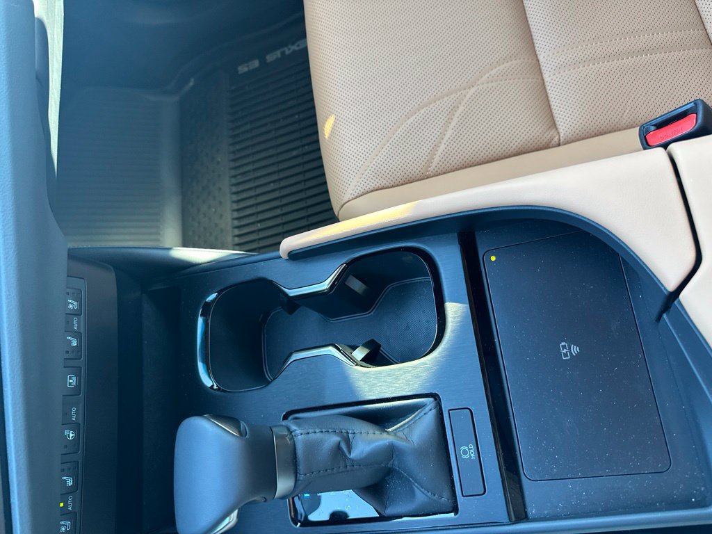 Certified 2025 Lexus ES 350 Ultra Luxury FWD image 21