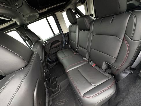 New 2026 Jeep Wrangler Unlimited Rubicon 392 w/ Quick Order Package 27X Moab AWD/4WD image 22