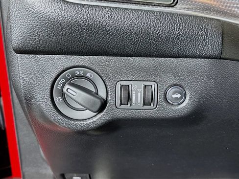 Used 2019 Dodge Challenger SRT Hellcat Redeye RWD image 19