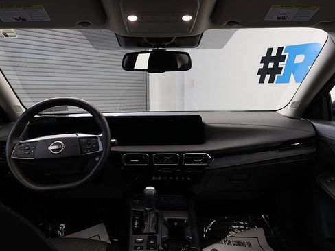 Used 2026 Nissan Sentra SV w/ SV Convenience Package FWD image 18