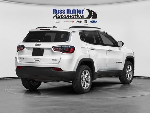 New 2026 Jeep Compass Limited AWD/4WD image 3