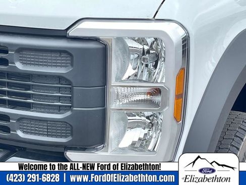 New 2024 Ford F550 4x4 Crew Cab Super Duty image 9