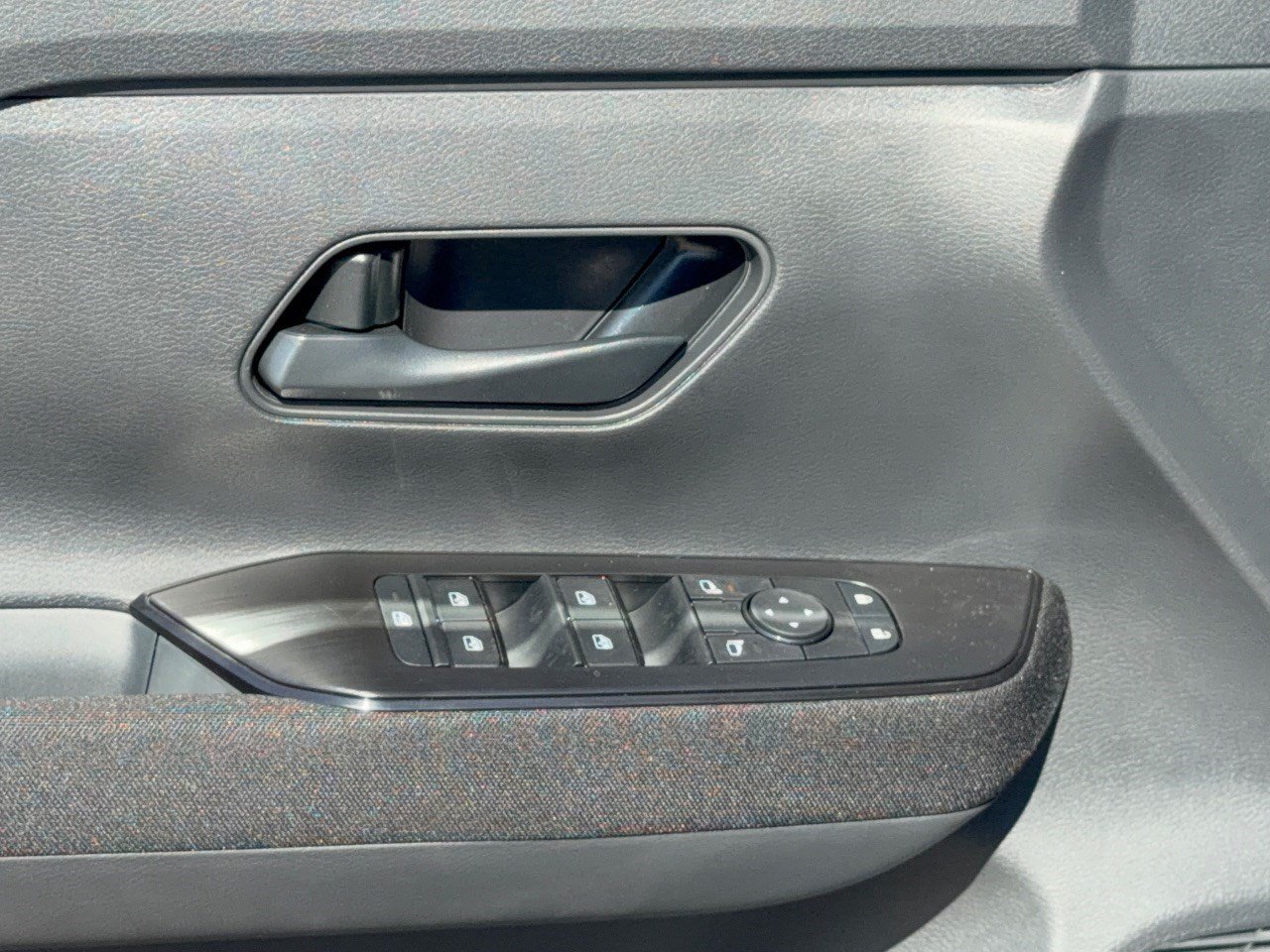 New 2027 Nissan Kicks S FWD image 15