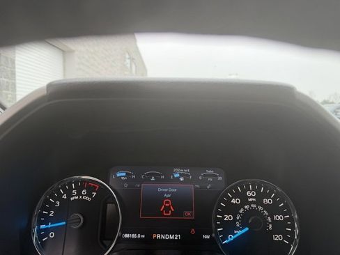 Used 2016 Ford F150 Lariat w/ Equipment Group 502A Luxury image 37