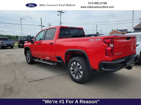 Used 2024 Chevrolet Silverado 2500 Custom w/ Custom Value Package AWD/4WD image 3