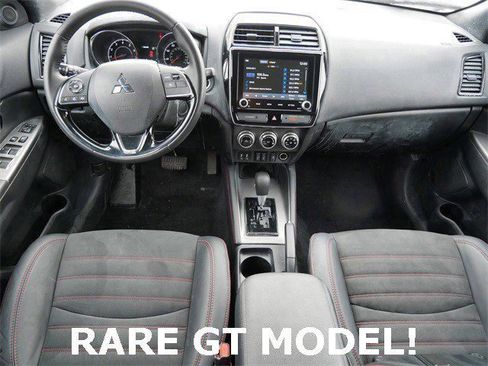 Used 2020 Mitsubishi Outlander Sport GT image 11
