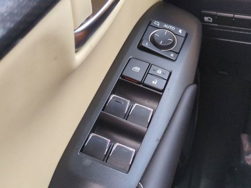 Used 2019 Lexus NX 300 FWD image 20