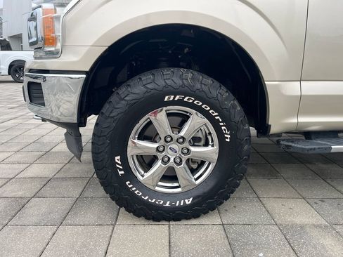 Used 2018 Ford F150 XLT w/ Equipment Group 302A Luxury AWD/4WD image 10