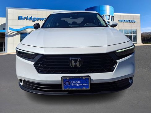 Used 2024 Honda Accord EX image 2