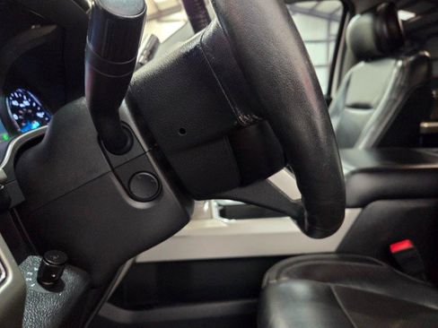 Used 2019 Ford F250 Lariat w/ Lariat Ultimate Package image 44