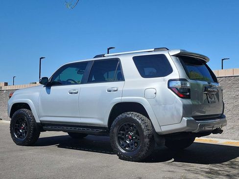 Used 2016 Toyota 4Runner Trail Premium AWD/4WD image 6