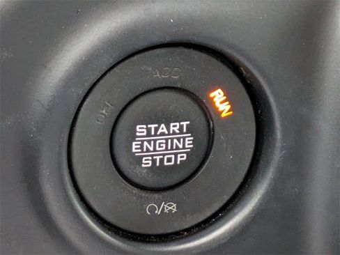 Used 2021 Jeep Wrangler Unlimited Rubicon 4xe w/ Steel Bumper Group image 34