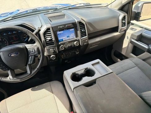 Used 2016 Ford F150 XLT w/ Equipment Group 302A Luxury AWD/4WD image 19