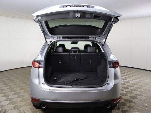 Used 2019 MAZDA CX-5 Touring image 14