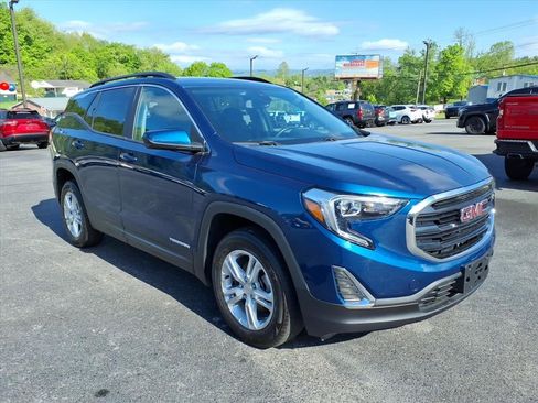 Used 2021 GMC Terrain SLE w/ Driver Convenience Package AWD/4WD image 10