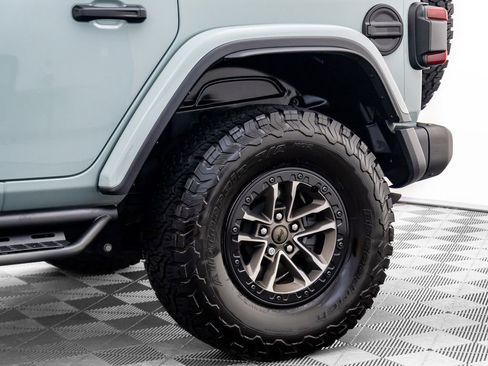 Used 2024 Jeep Wrangler Unlimited Rubicon 392 image 33