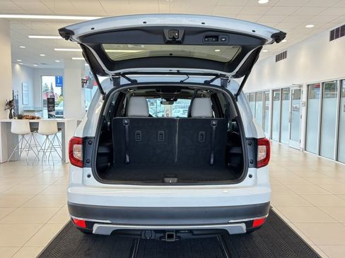 Used 2022 Honda Pilot Elite image 9