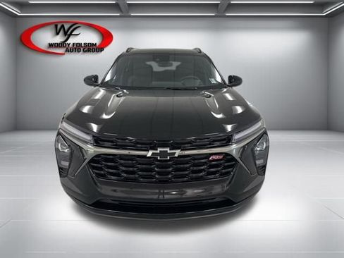 New 2026 Chevrolet Trax RS w/ Sunroof Package FWD image 2