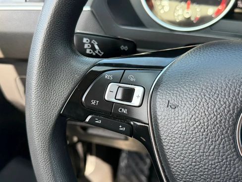 Used 2018 Volkswagen Tiguan S AWD/4WD image 32