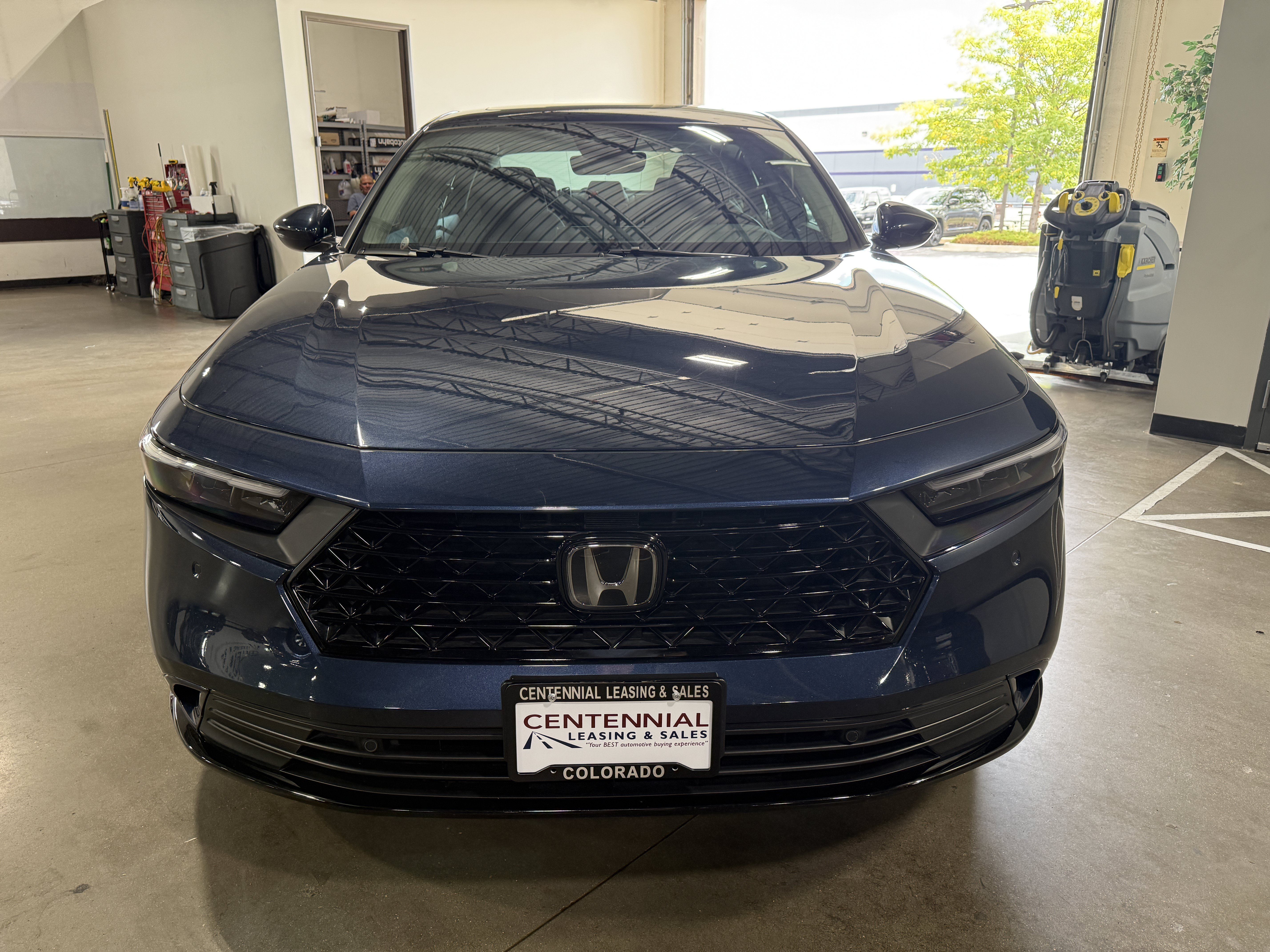 Used 2023 Honda Accord EX-L image 2