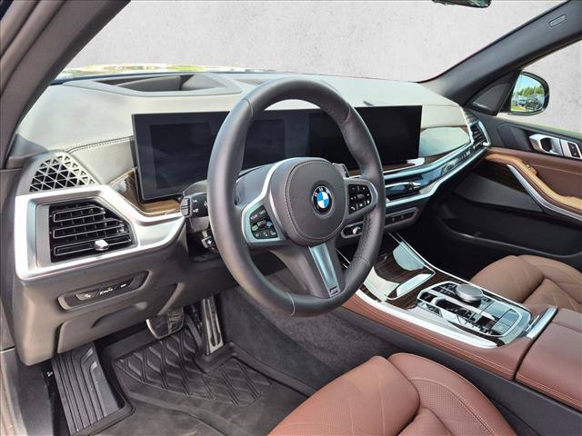 Used 2026 BMW X5 xDrive40i w/ M Sport Package AWD/4WD image 10