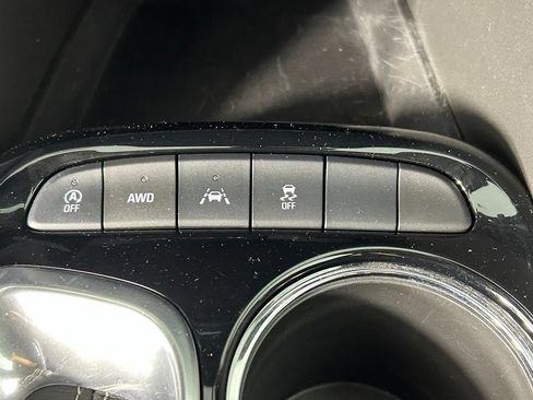 Used 2023 Buick Encore GX Essence w/ Experience Buick Package AWD/4WD image 22