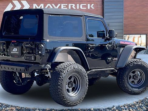 Used 2018 Jeep Wrangler Rubicon AWD/4WD image 5