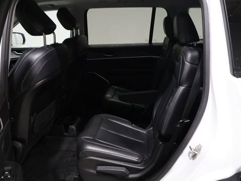 Used 2021 Jeep Grand Cherokee L Limited image 18