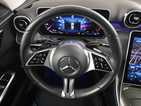 Used 2023 Mercedes-Benz C 300 Sedan image 6