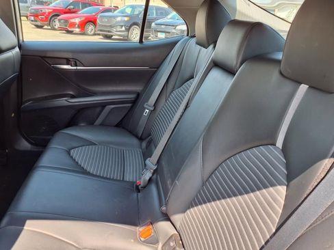 Used 2023 Toyota Camry SE image 14