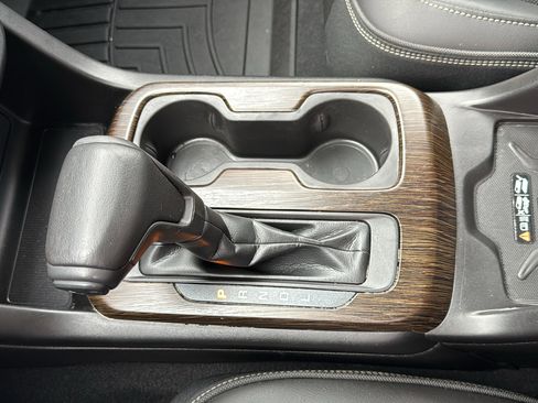 Used 2019 GMC Canyon Denali image 24