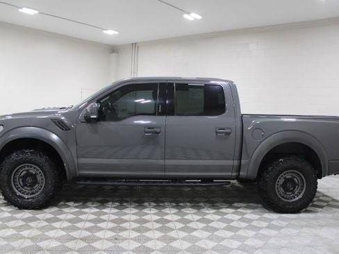 Used 2018 Ford F150 Raptor w/ Equipment Group 802A Luxury image 9