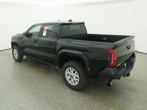 New 2025 Toyota Tacoma SR image 5