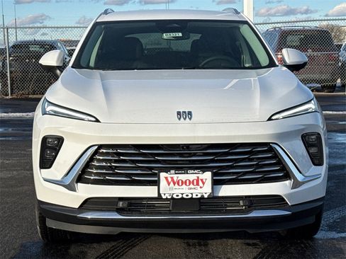 New 2025 Buick Envision Preferred image 3