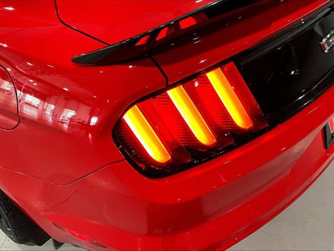 Used 2017 Ford Mustang GT w/ Enhanced Security Package RWD image 22