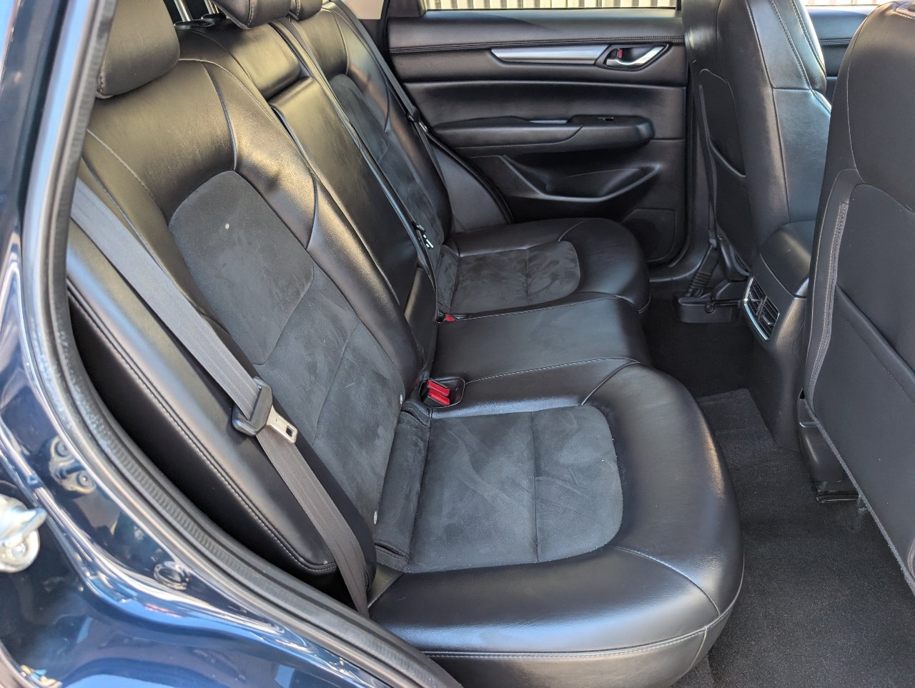 Used 2018 MAZDA CX-5 Touring w/ Preferred Equipment Package AWD/4WD image 5