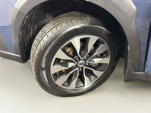 Used 2023 Subaru Outback Limited AWD/4WD image 38